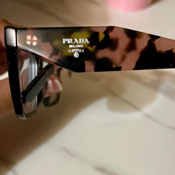 Prada eyeglasses - Picture 1 of 4